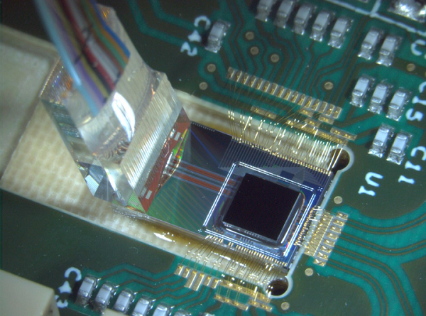 В проекте COSMICC используется нитрид кремния для оптического модуля 100 Гбит/с